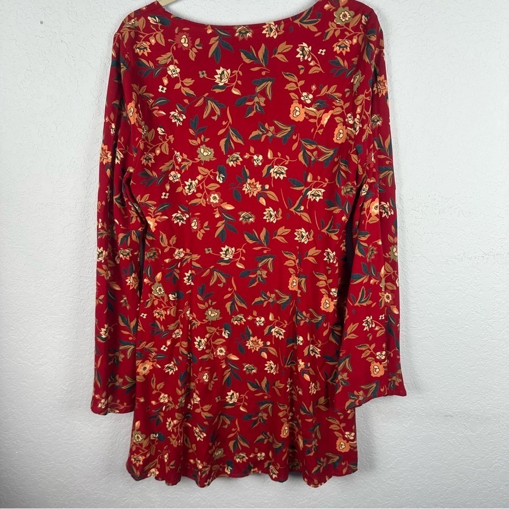 Entro Soft Red Floral Bell Sleeves Dress Large - Picture 7 of 7